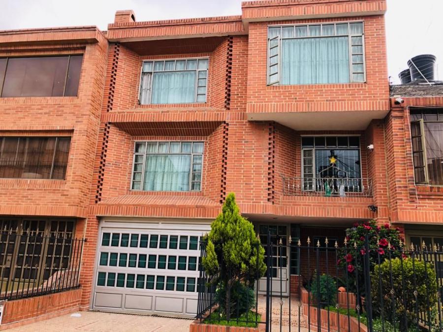 Foto Casa en Venta en ZIPAQUIRA, ZIPAQUIRA, Cundinamarca - $ 740.000.000 - CAV184835 - BienesOnLine