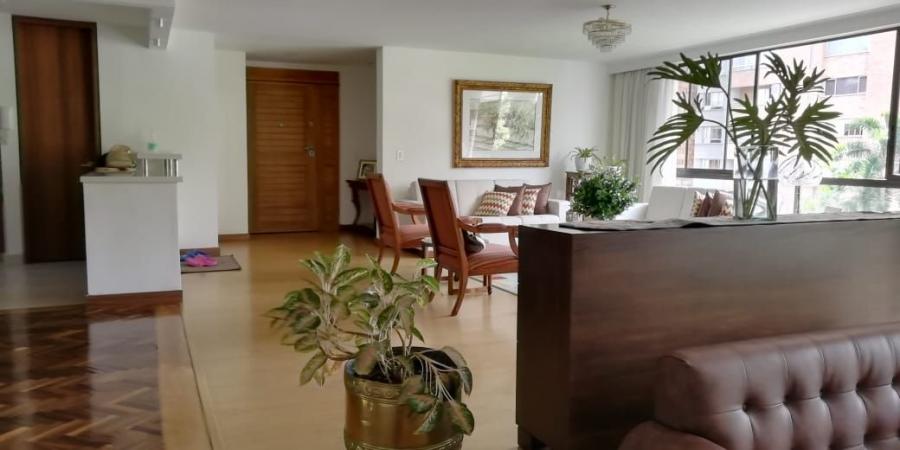 Foto Apartamento en Venta en Castropol, Medellín, Antioquia - $ 860.000.000 - APV184062 - BienesOnLine