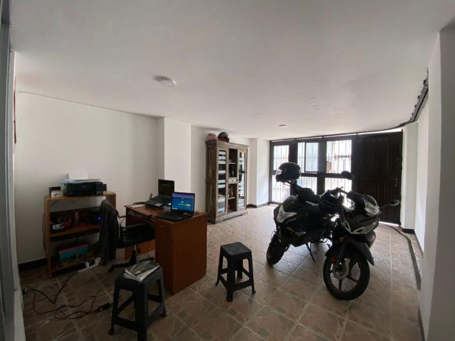 Home in Metric Way