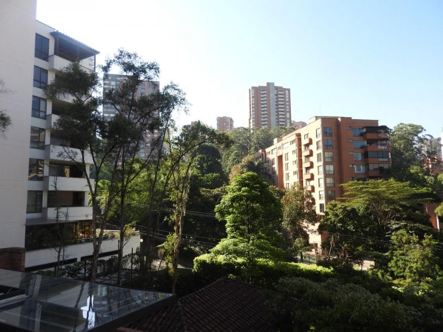 Foto Apartamento en Venta en Loma de Alejandria // Poblado, Medellin, Antioquia - $ 685.000.000 - APV187299 - BienesOnLine
