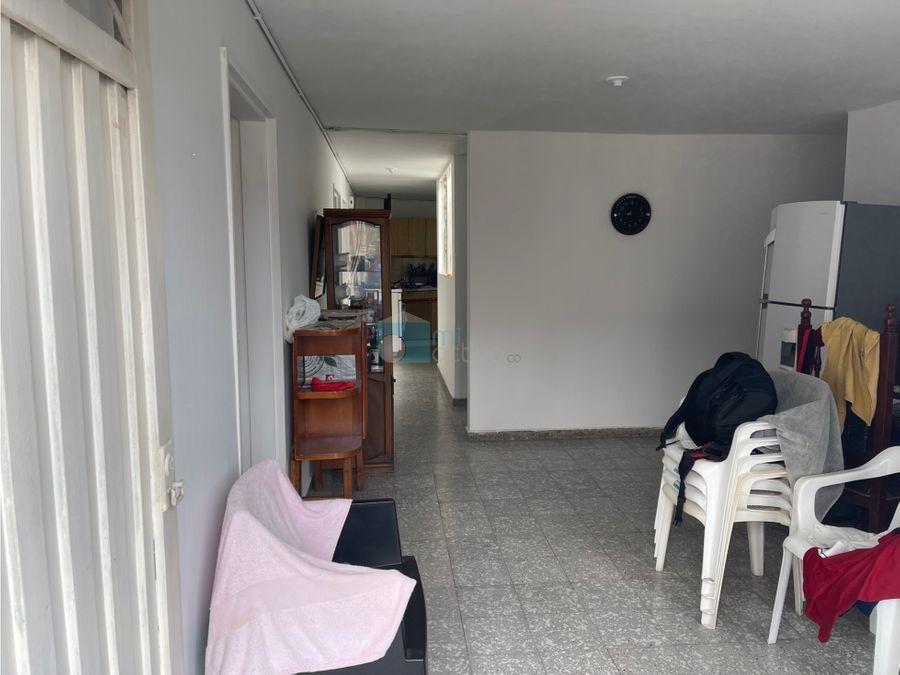 VENTA APARTAMENTO PISO 2 ESQUINERO + TERRAZA EN ITAGUI, LA UNION