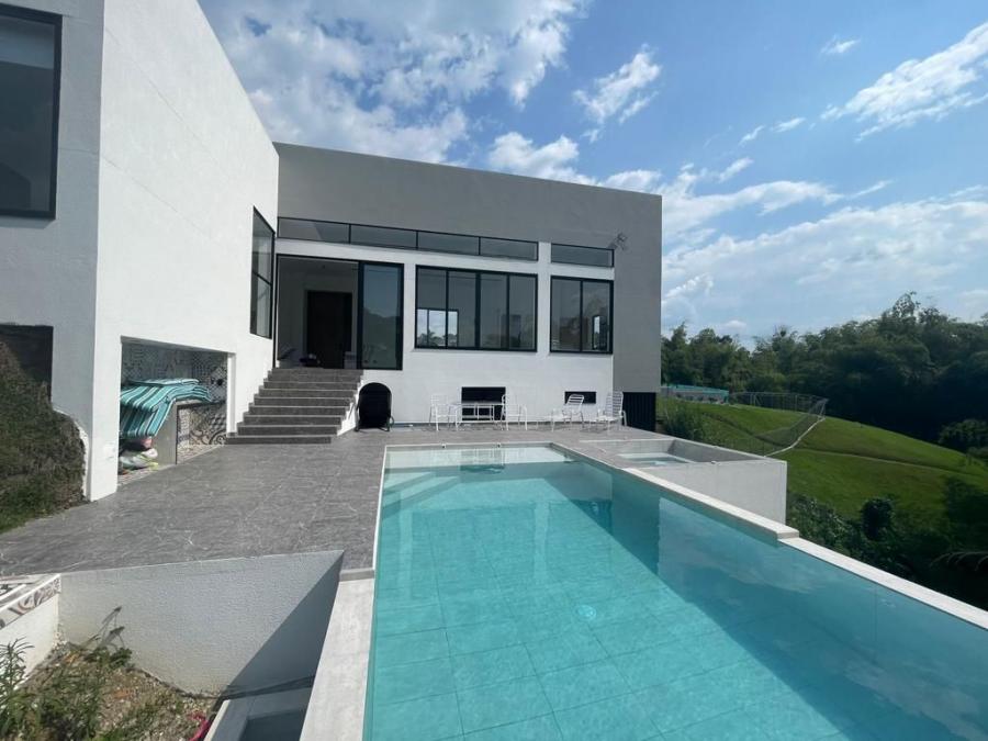 Foto Casa en Venta en COMBIA, Pereira, Risaralda - $ 1.550.000.000 - CAV203028 - BienesOnLine