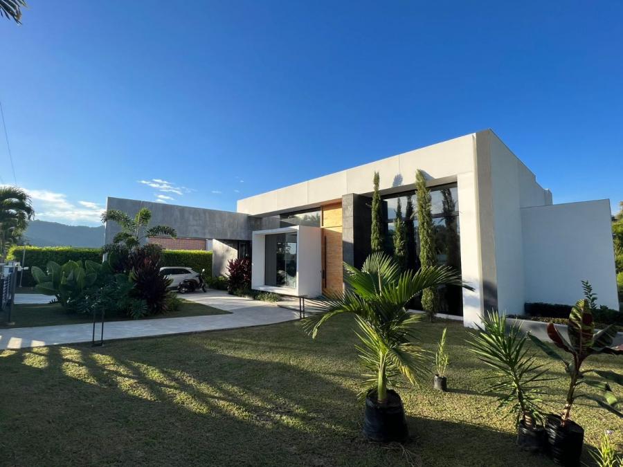 Foto Casa en Venta en COMBIA, Pereira, Risaralda - $ 2.900.000.000 - CAV203448 - BienesOnLine