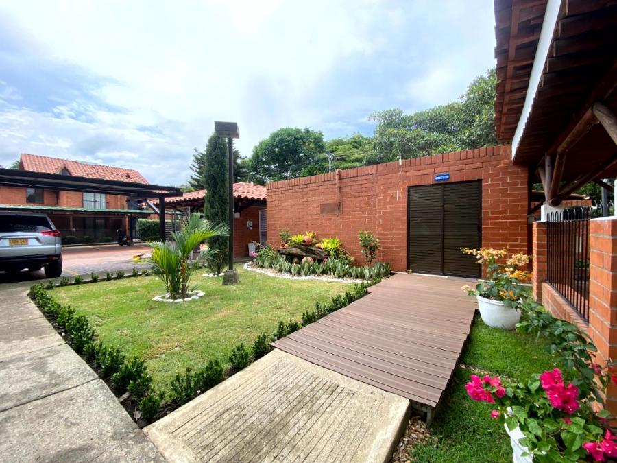 Foto Casa en Venta en Ciudad Jardín, Cali, Valle del Cauca - $ 490.000.000 - CAV205300 - BienesOnLine