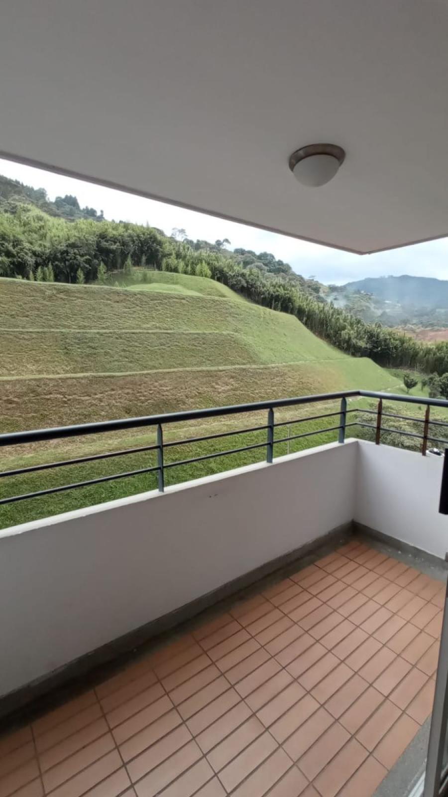 Foto Apartamento en Venta en Loma de los Bernal, Medellín, Antioquia - $ 325.000.000 - APV207919 - BienesOnLine