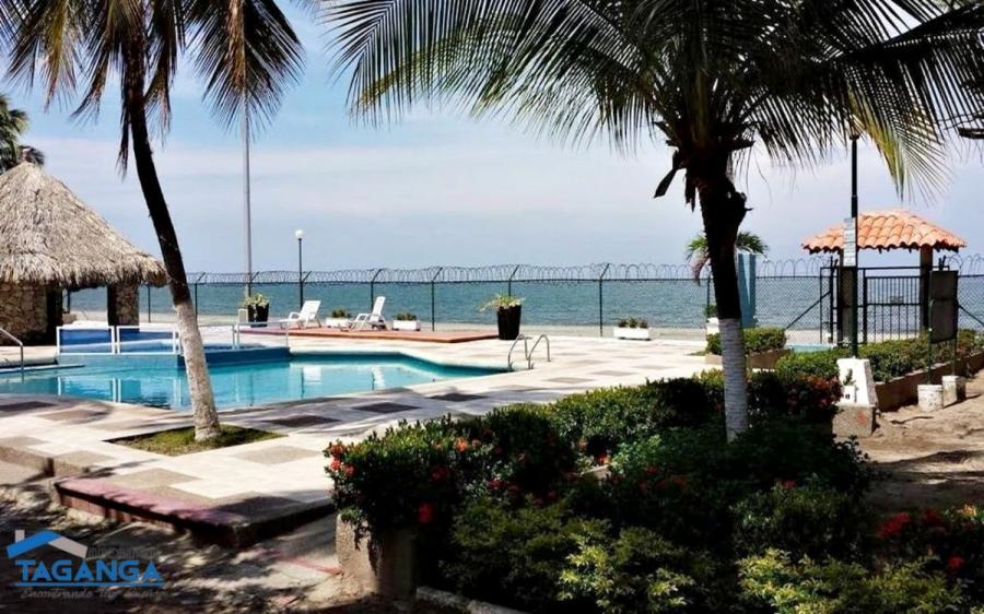 Venta de Casa con Vista al Mar de Playa Salguero en Santa Marta, Colombia