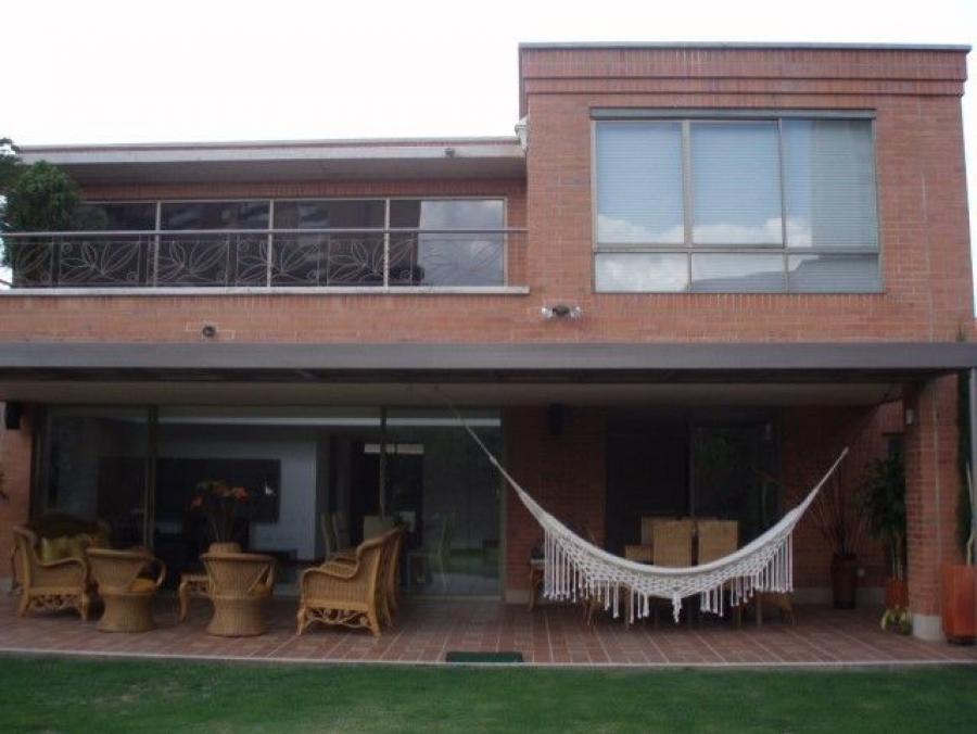 Venta de casa en el Poblado por el sector de la loma del Marymount