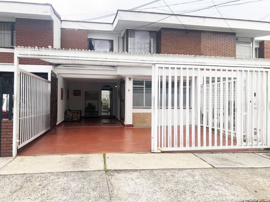 Foto Casa en Venta en Las Villas, Suba, Bogota D.C - $ 848.000.000 - CAV191927 - BienesOnLine