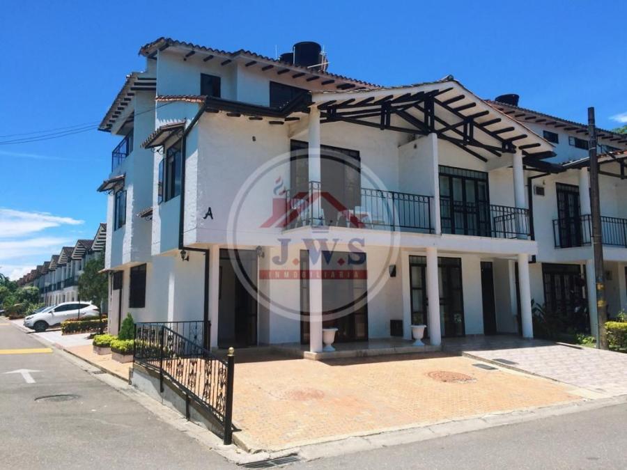 Venta de Casa Esquinera en Condominio Pacande, Villavicencio Meta | JWS Inmobiliaria