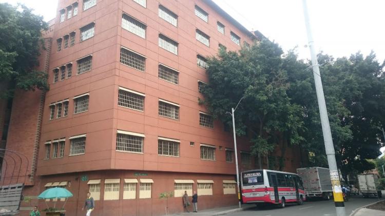 Venta de hotel en construcción en el centro de Medellin