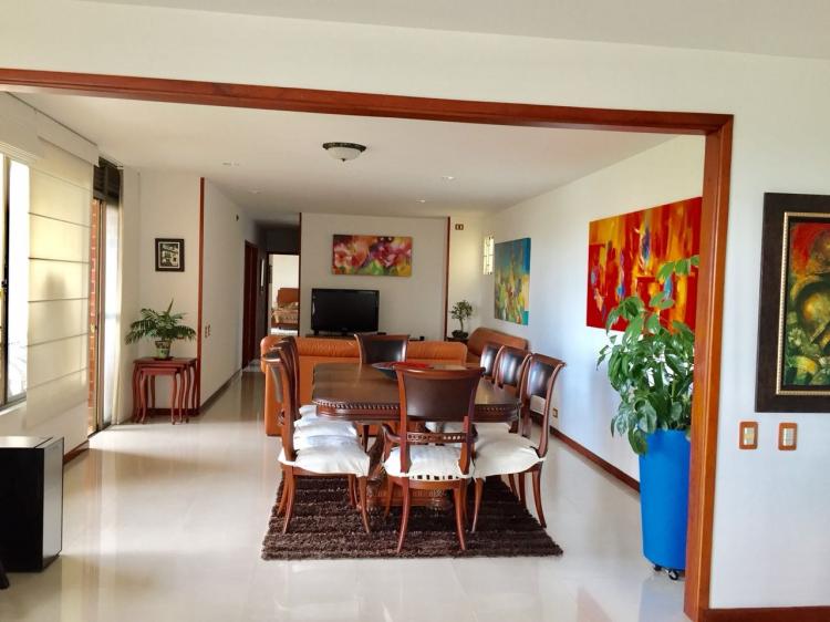 Foto Apartamento en Venta en ciudad Jardin, ciudad Jardin, Valle del Cauca - $ 990.000.000 - APV151649 - BienesOnLine