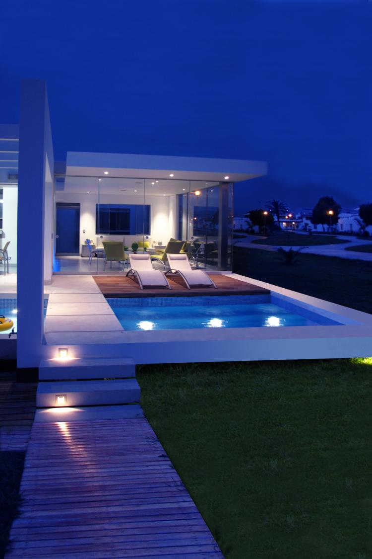 Home in Metric Way