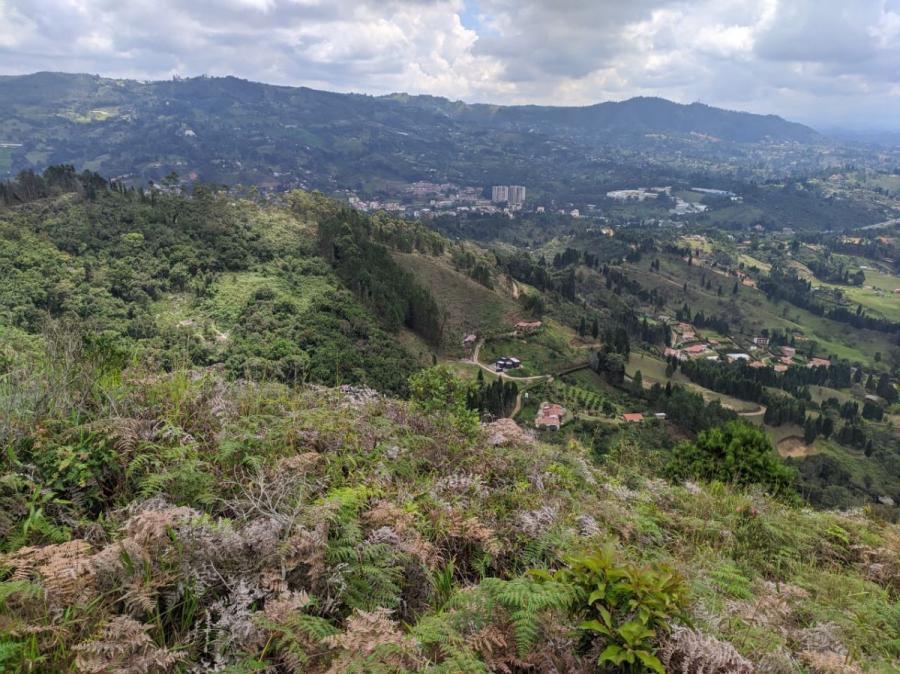 Venta de lote en guarne Antioquia para glamping o proyecto turístico. Hermosa vista. 15.100 mt2.