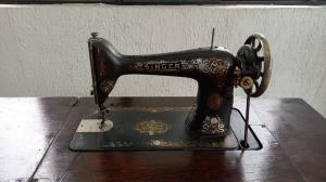 VENTA MAQUINA DE COSER SINGER ANTIGUA