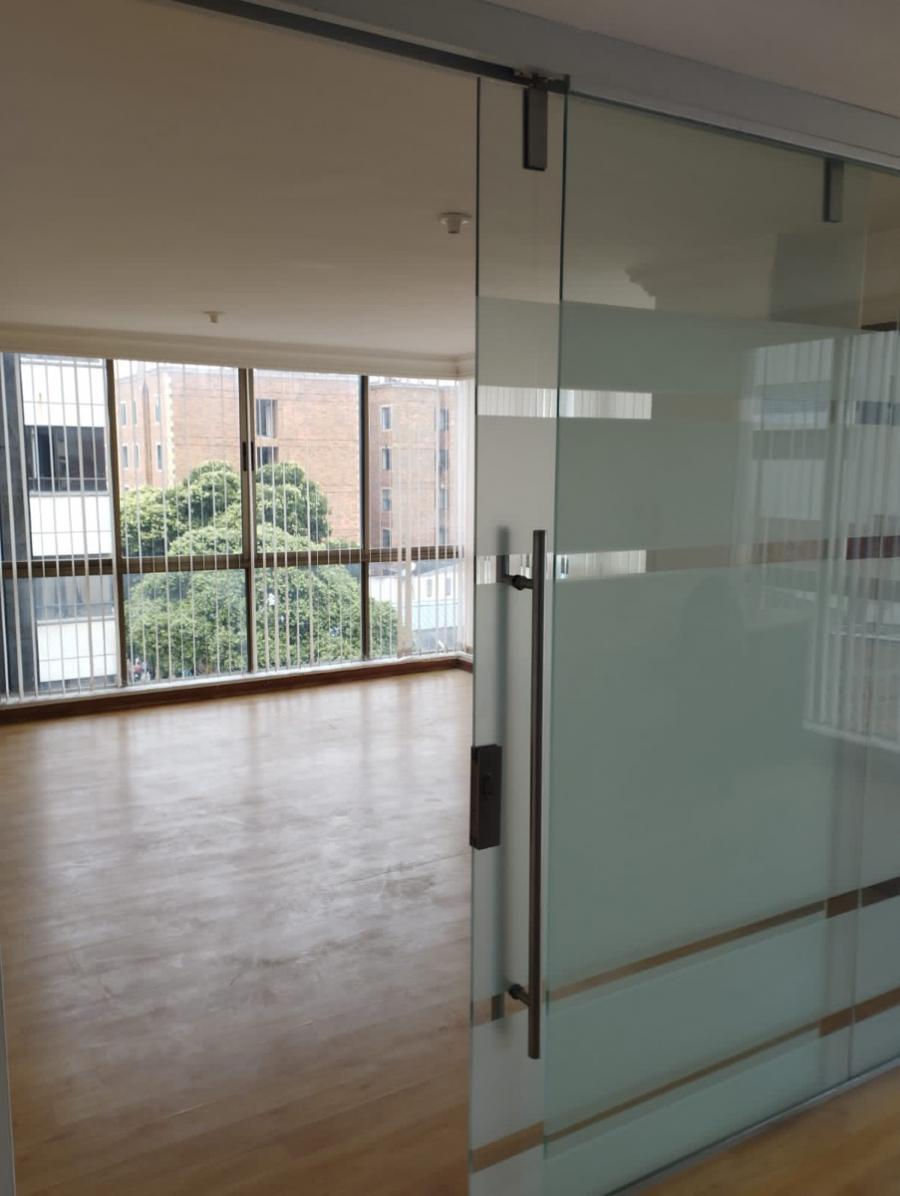 VENTA OFICINA CENTRO BUCARAMANGA EDIFICIO LAS VILLAS