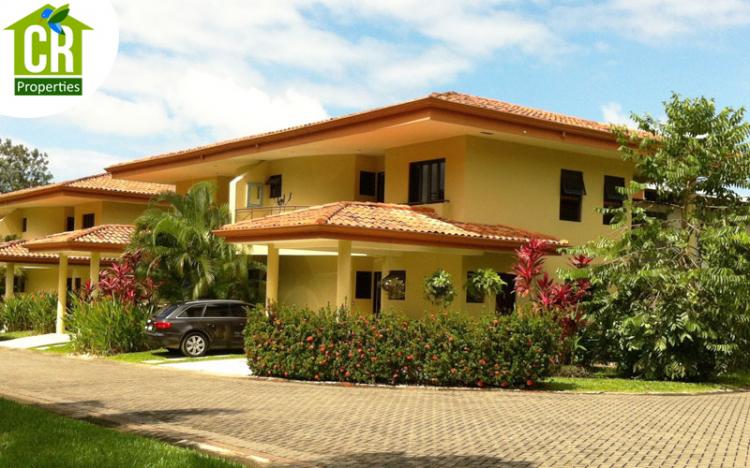 Foto Casa en Venta en Garabito, Puntarenas - U$D 242.000 - CAV12779 - BienesOnLine