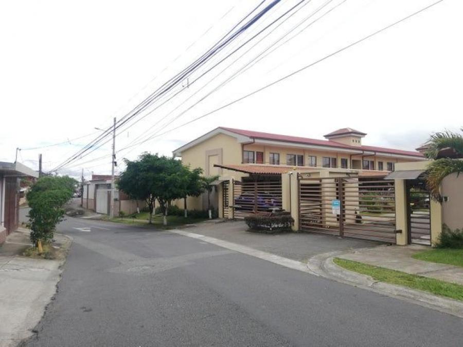 Home in Metric Way