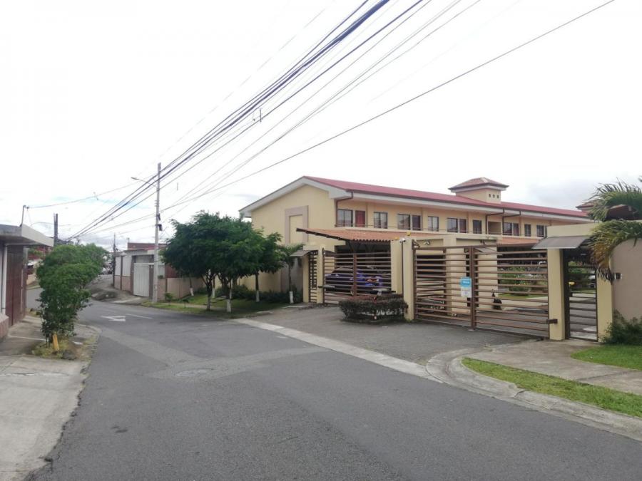 Home in Metric Way