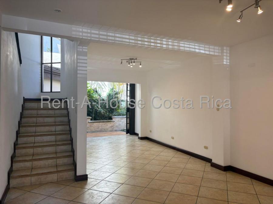 Fotos de Se alquila casa en San Rafael Escazú 26-1475 - CAA131943