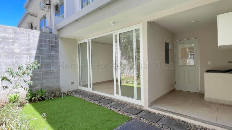 Fotos de Alquiler de Hermosa Casa en San Rafael de Escazú 26-1584 ...