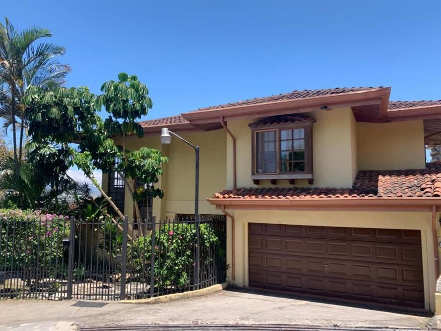 Foto Casa en Venta en Escazú, San José - U$D 550.000 - CAV110274 - BienesOnLine