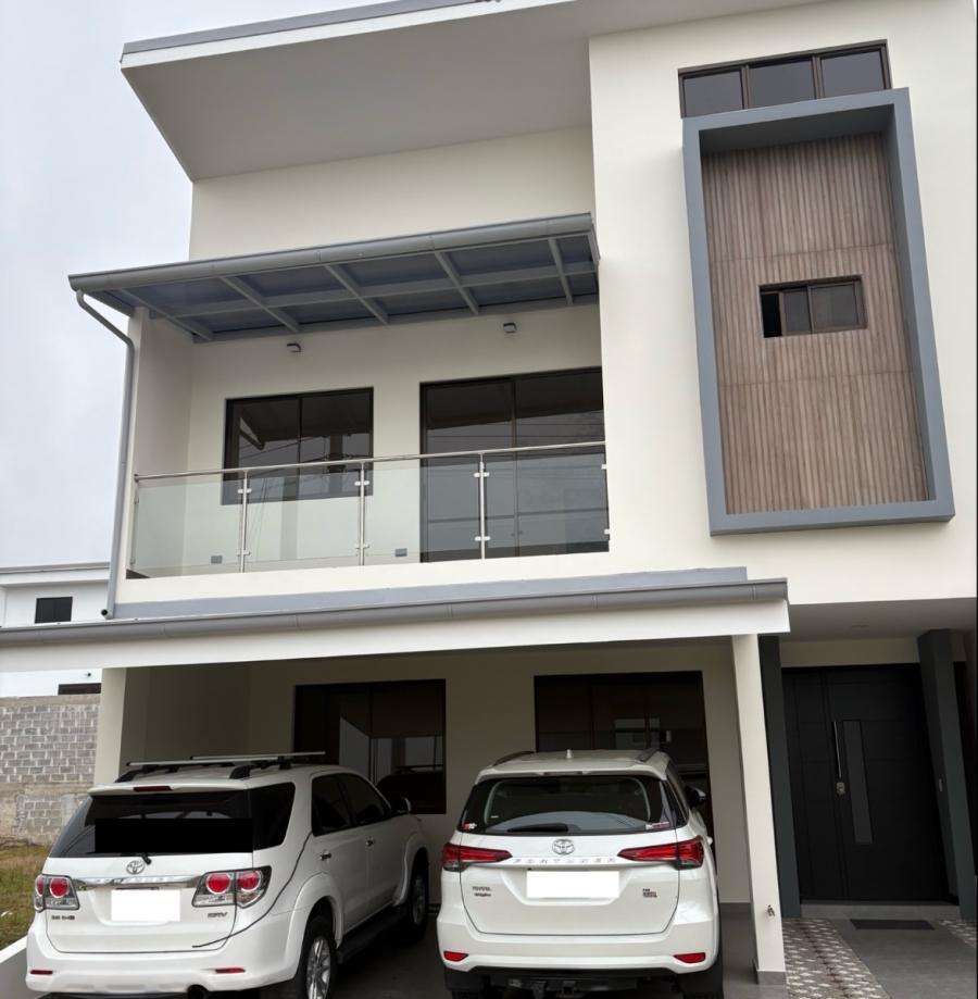 Home in Metric Way