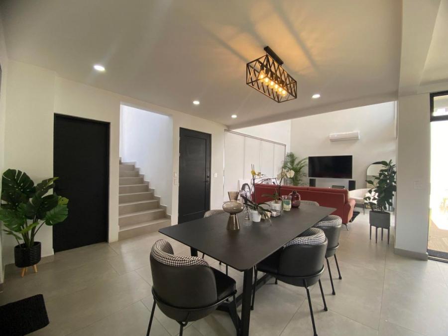 Foto Casa en Venta en Bello Horizonte, Escazú, San José - U$D 378.000 - CAV117807 - BienesOnLine