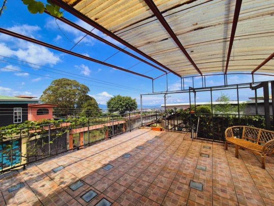 Foto Casa en Venta en San Rafael, Heredia - U$D 400.000 - CAV128289 - BienesOnLine