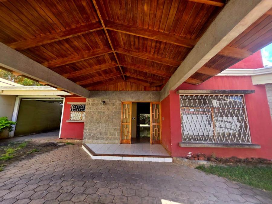 Foto Casa en Venta en GUACHIPELIN, Escazú, San José - U$D 443.000 - CAV133631 - BienesOnLine