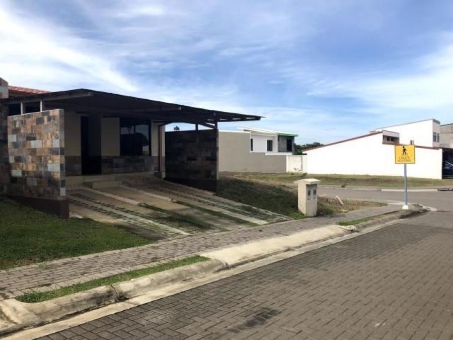 Foto Casa en Venta en Coyol, Alajuela, Alajuela - U$D 130.000 - CAV18818 - BienesOnLine