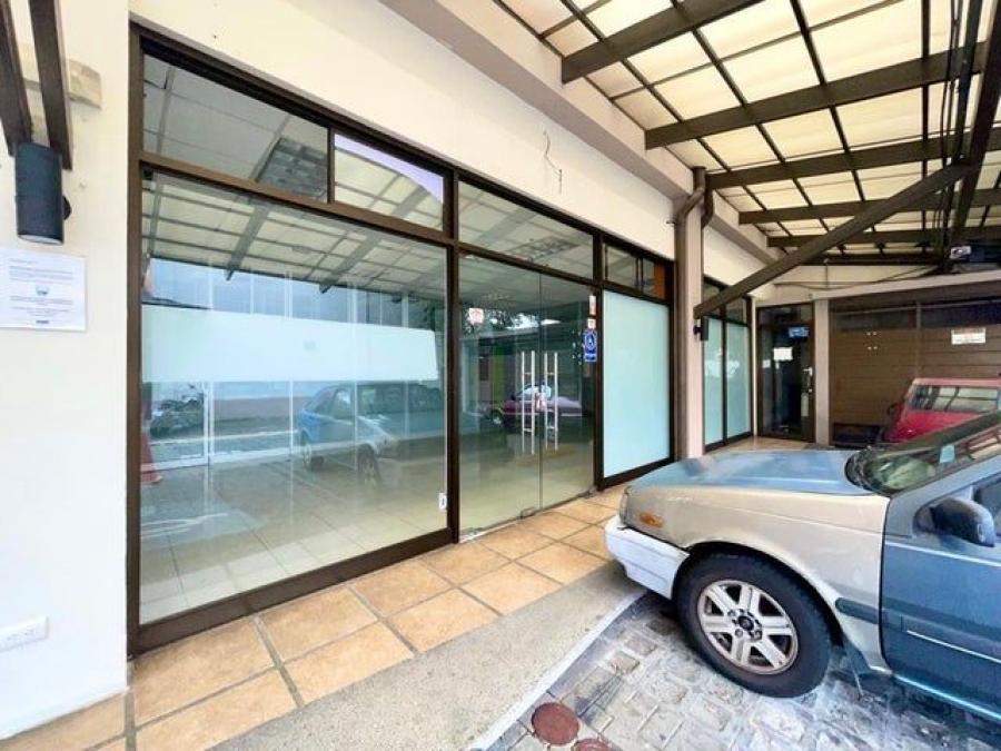 Foto Local en Alquiler en Escazú, San José - U$D 3.400 - LOA112763 - BienesOnLine