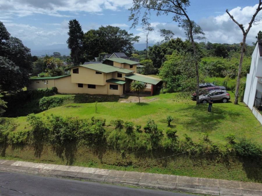 Home in Metric Way