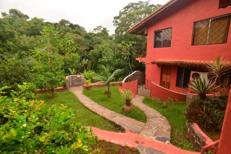 Foto Casa en Venta en Quepos, Quepos, Puntarenas - U$D 420.000 - CAV39534 - BienesOnLine