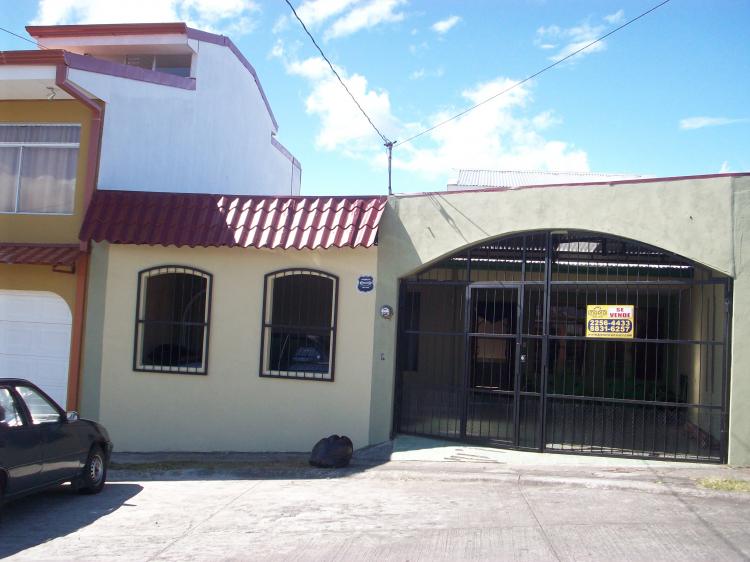 Foto Casa en Venta en jardines del beneficio, Barva, Heredia - U$D 110.000 - CAV26 - BienesOnLine