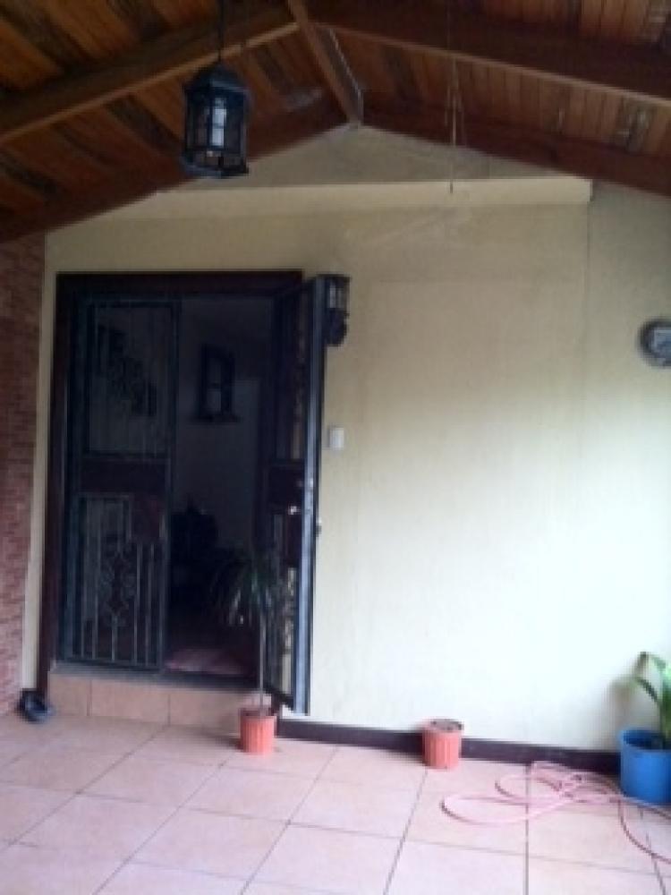 Foto Casa en Venta en Heredia, Heredia - U$D 64.706 - CAV954 - BienesOnLine