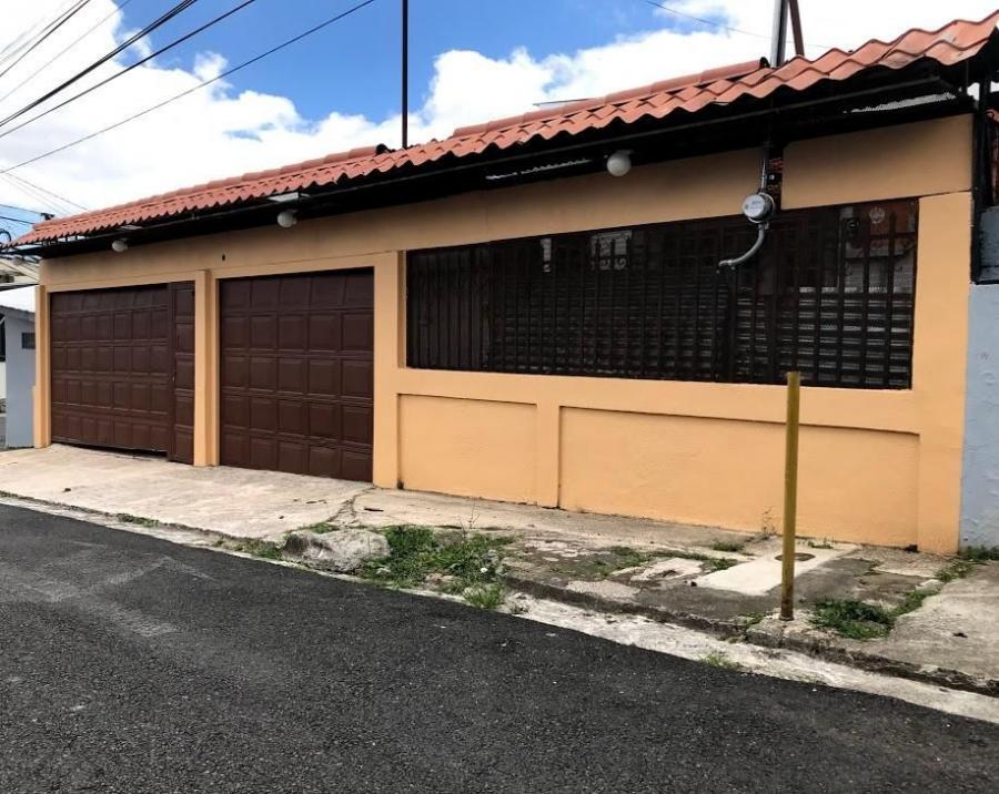 Foto Casa en Venta en Vargas Araya, Montes de Oca, San Jos - ¢ 135.000.000 - CAV43046 - BienesOnLine