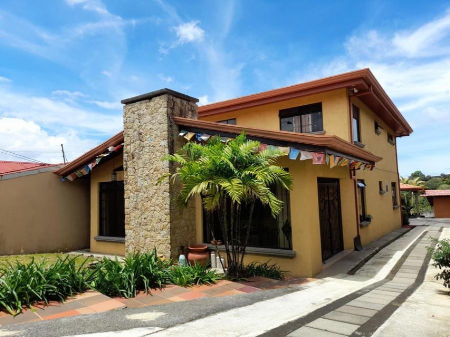Foto Casa en Venta en San Isidro, Heredia - U$D 230.000 - CAV49387 - BienesOnLine