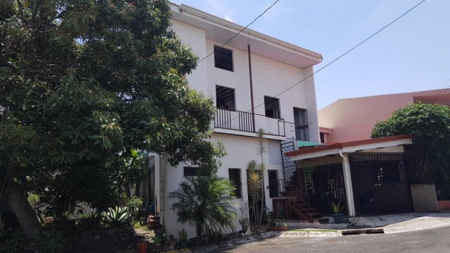 Foto Casa en Venta en Mercedes Sur, Heredia, Heredia - ¢ 78.000.000 - CAV22282 - BienesOnLine