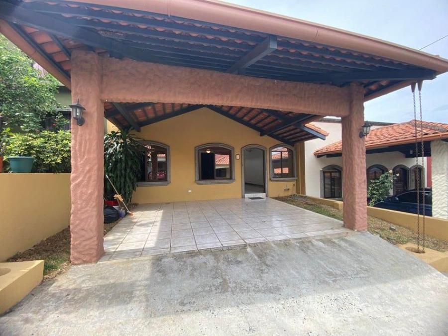 Foto Casa en Alquiler en m, Heredia - U$D 1.250 - CAA96144 - BienesOnLine