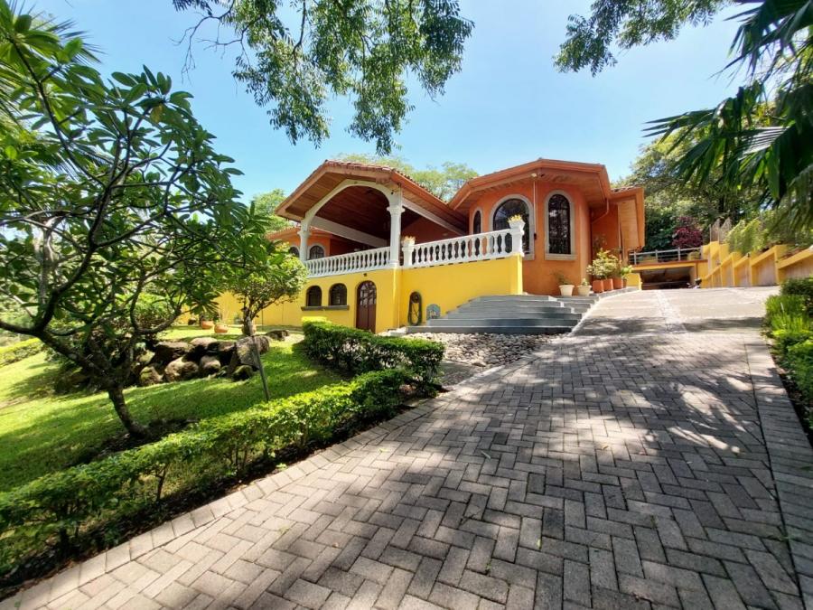 Foto Casa en Venta en Gucima, Alajuela - U$D 475.000 - CAV76767 - BienesOnLine
