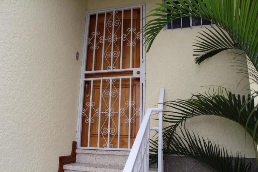 Home in Metric Way