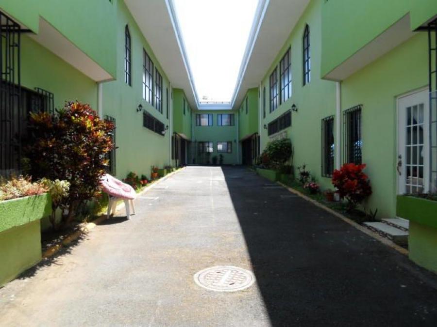 Home in Metric Way