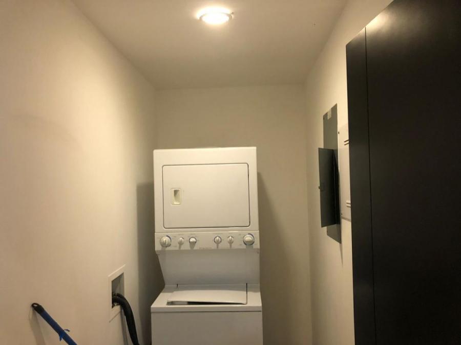 Home in Metric Way