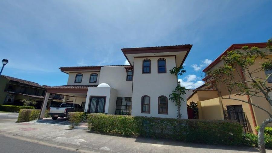 Foto Casa en Alquiler en El Guarco, Cartago - U$D 2.000 - CAA76225 - BienesOnLine