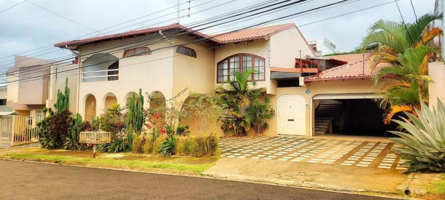Home in Metric Way