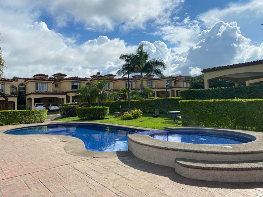 Foto Casa en Venta en Escaz, San Jos - U$D 1.350 - CAV41276 - BienesOnLine