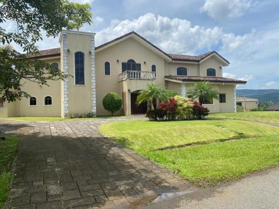 Foto Casa en Alquiler en Gucima, Alajuela - U$D 4.200 - CAA94603 - BienesOnLine