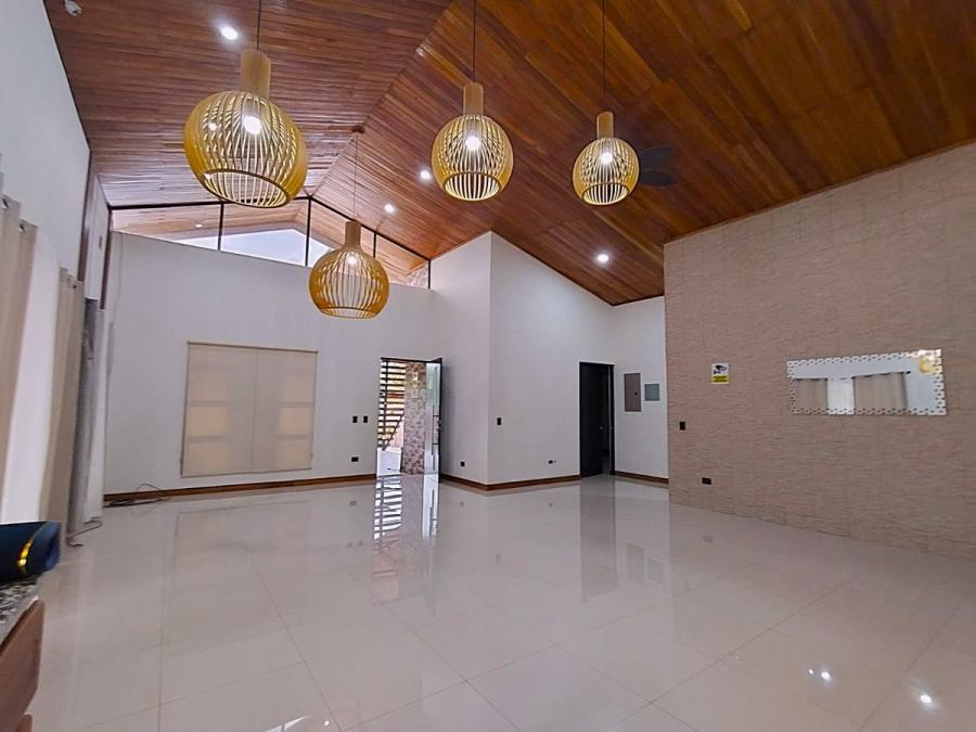 Foto Casa en Alquiler en Parrita, Puntarenas - ¢ 490.000 - CAA118940 - BienesOnLine