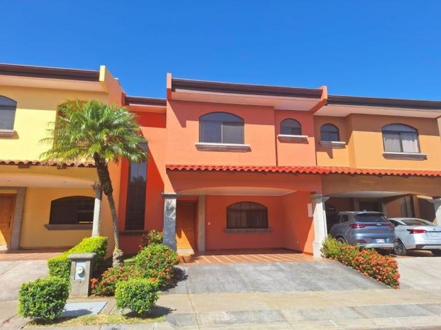 Foto Casa en Alquiler en san joaquien de flores, san joaquin de flores, Heredia - U$D 1.500 - CAA91839 - BienesOnLine