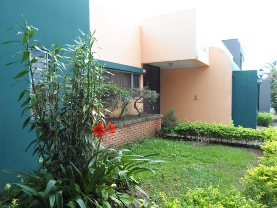 Foto Casa en Alquiler en Montes de Oca, San Jos - U$D 1.500 - CAA17609 - BienesOnLine